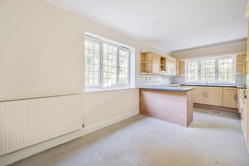 Kitchen- click for photo gallery